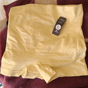 EMPETUA Shaping Short